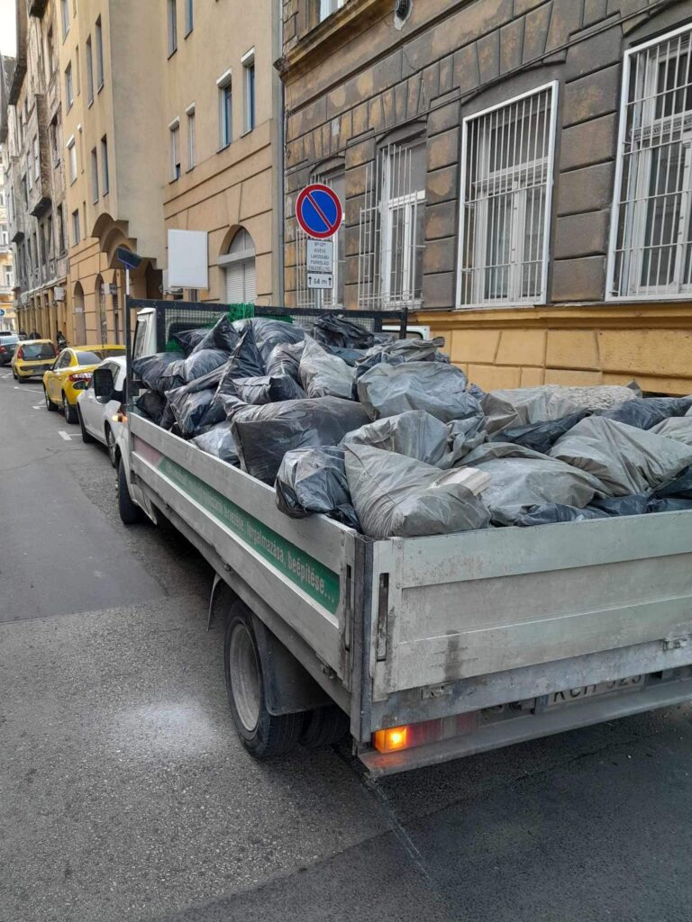 Sitt elszállítás emeleti lakásból: Gyakorlati útmutató a zökkenőmentes rakodáshoz